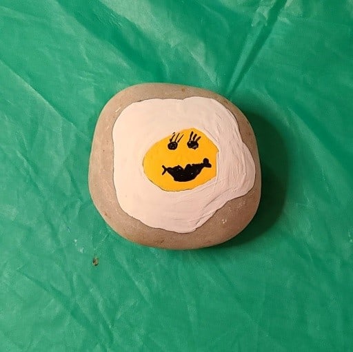 Bacon and Eggs Painted Rocks - Painting the Egg on the Rock 3