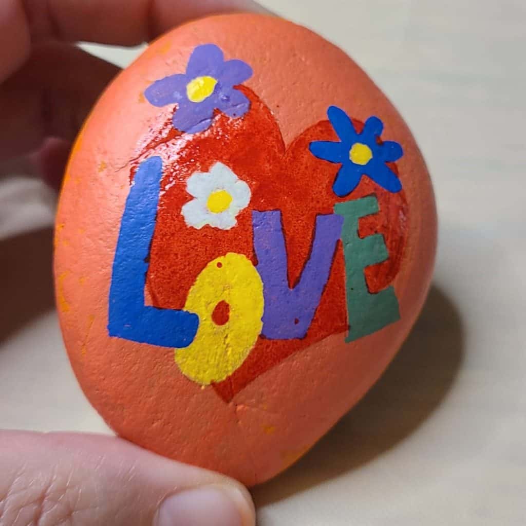 Love heart rock - fill in the heart