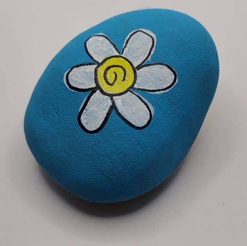 Daisy painted rocks 1c