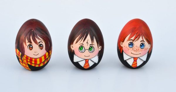 How to Paint Harry Potter Easter Eggs by Adventure in a Box