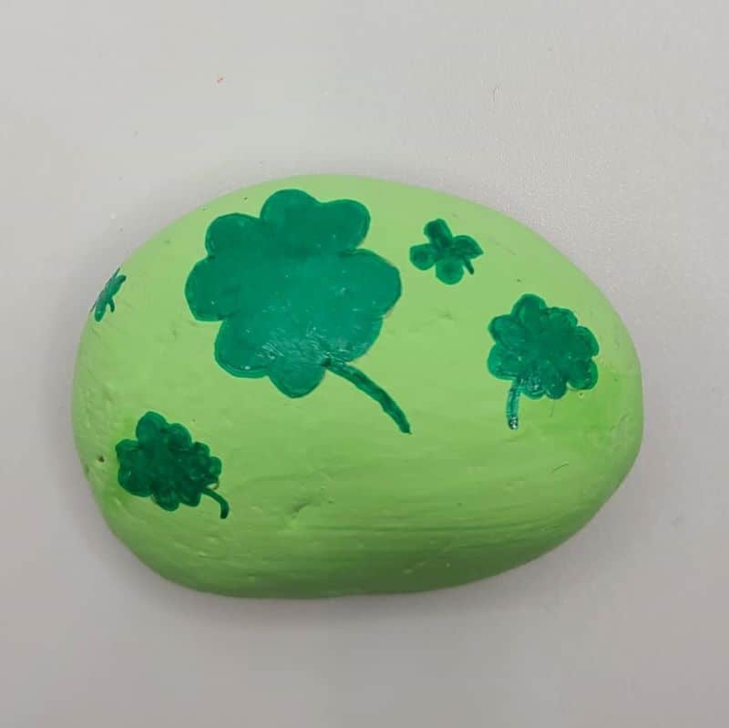 St Patrick's Day Painted Rocks Design 1a