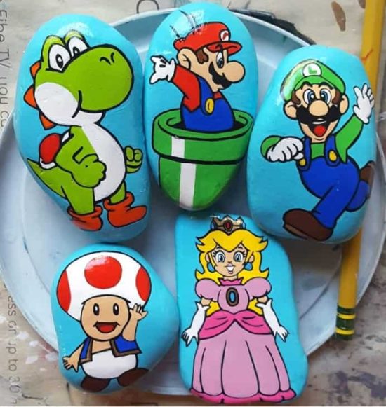 Super Mario and Friends painted rock by bilskirocksart