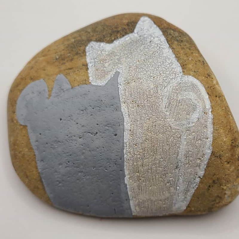 cat painted rocks 1a