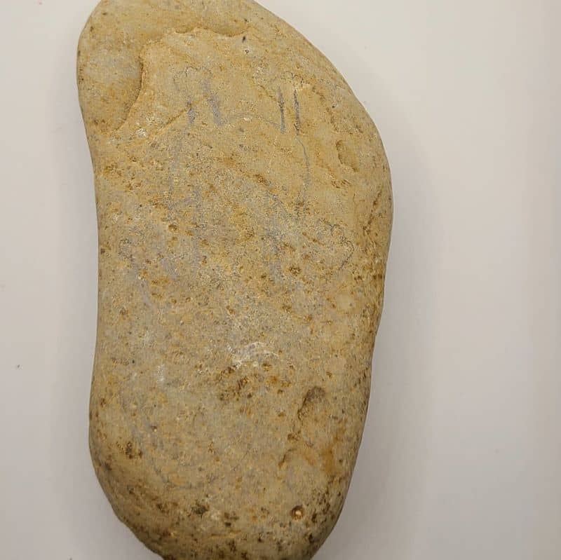 cat painted rocks - drawing cats on rock 2