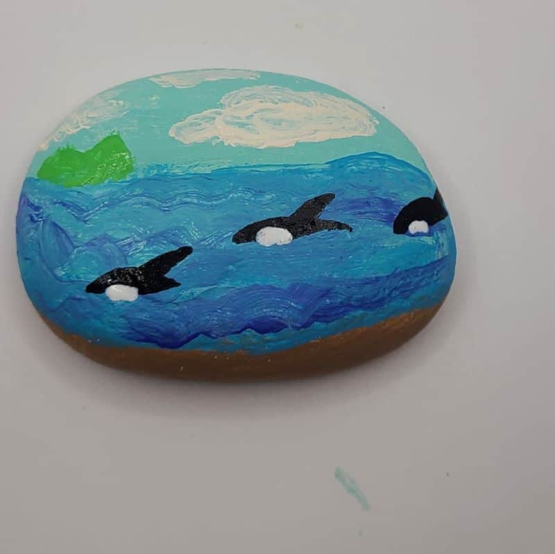 whale painted rocks design 3c