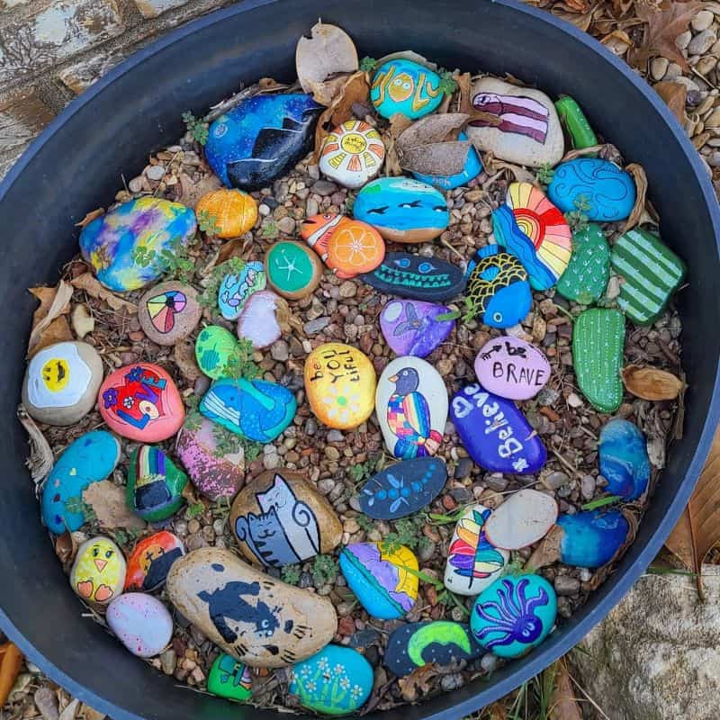How to display painted Rocks Whiskey Barrel 1