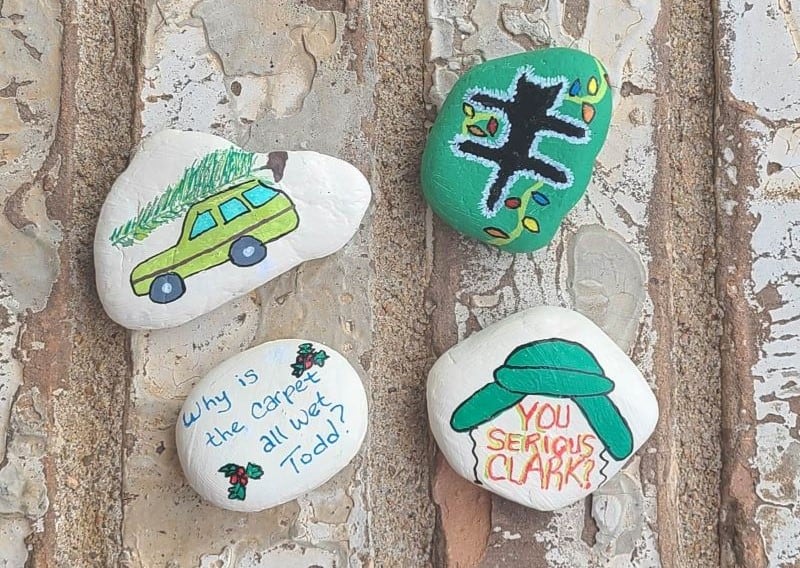 Christmas Painted Rocks – Christmas Vacation!
