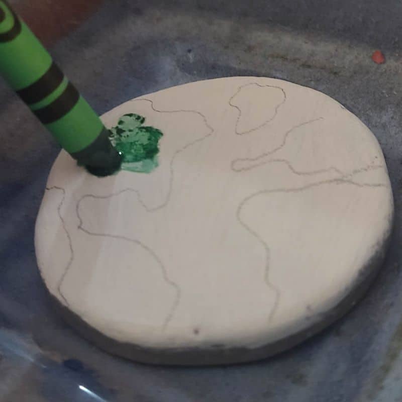 decorating the melted crayon rock 1