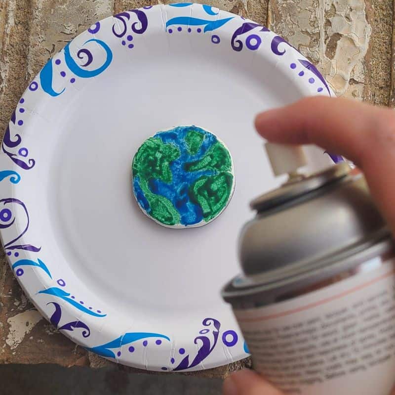sealing the melted crayon rock